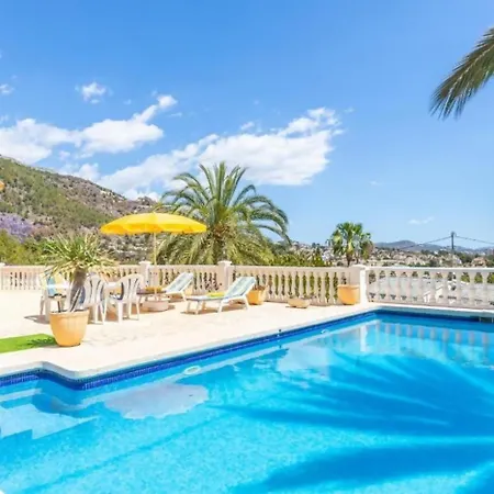 Villa Luna En *
