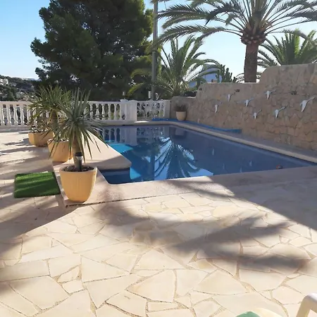 Villa Luna En *
